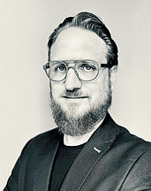 Matthias_Juli 2025_edited.jpg