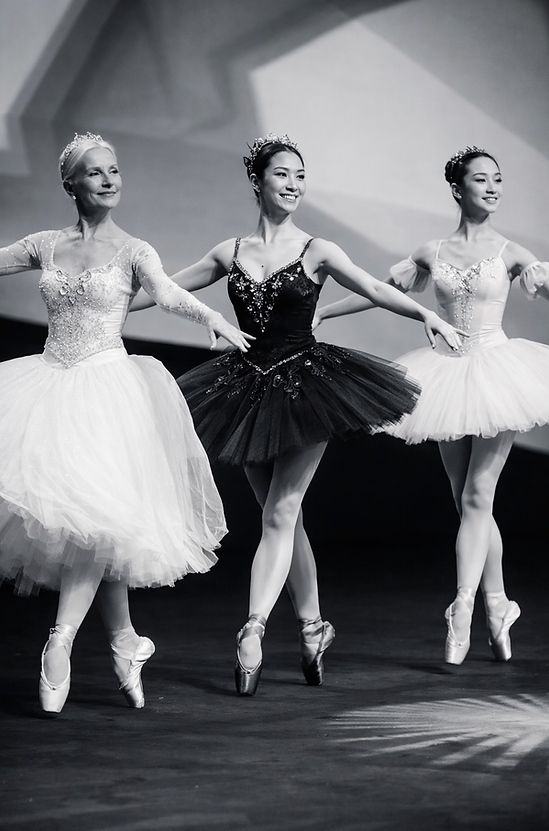 3 ballerinas young and old