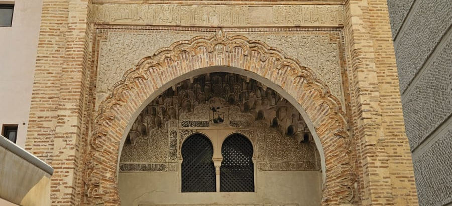 Monumentos Andalusíes de Granada: Un Viaje Inolvidable a la Historia Nazarí