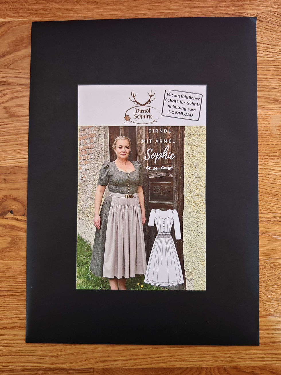 Schnittmuster Dirndl Sophie mit Ärmel