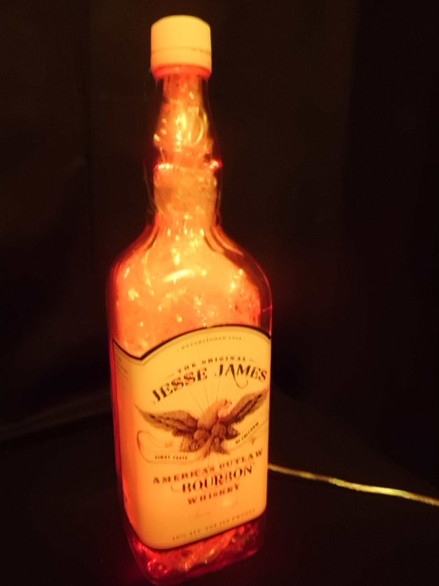 Thumbnail: Jesse James Whiskey