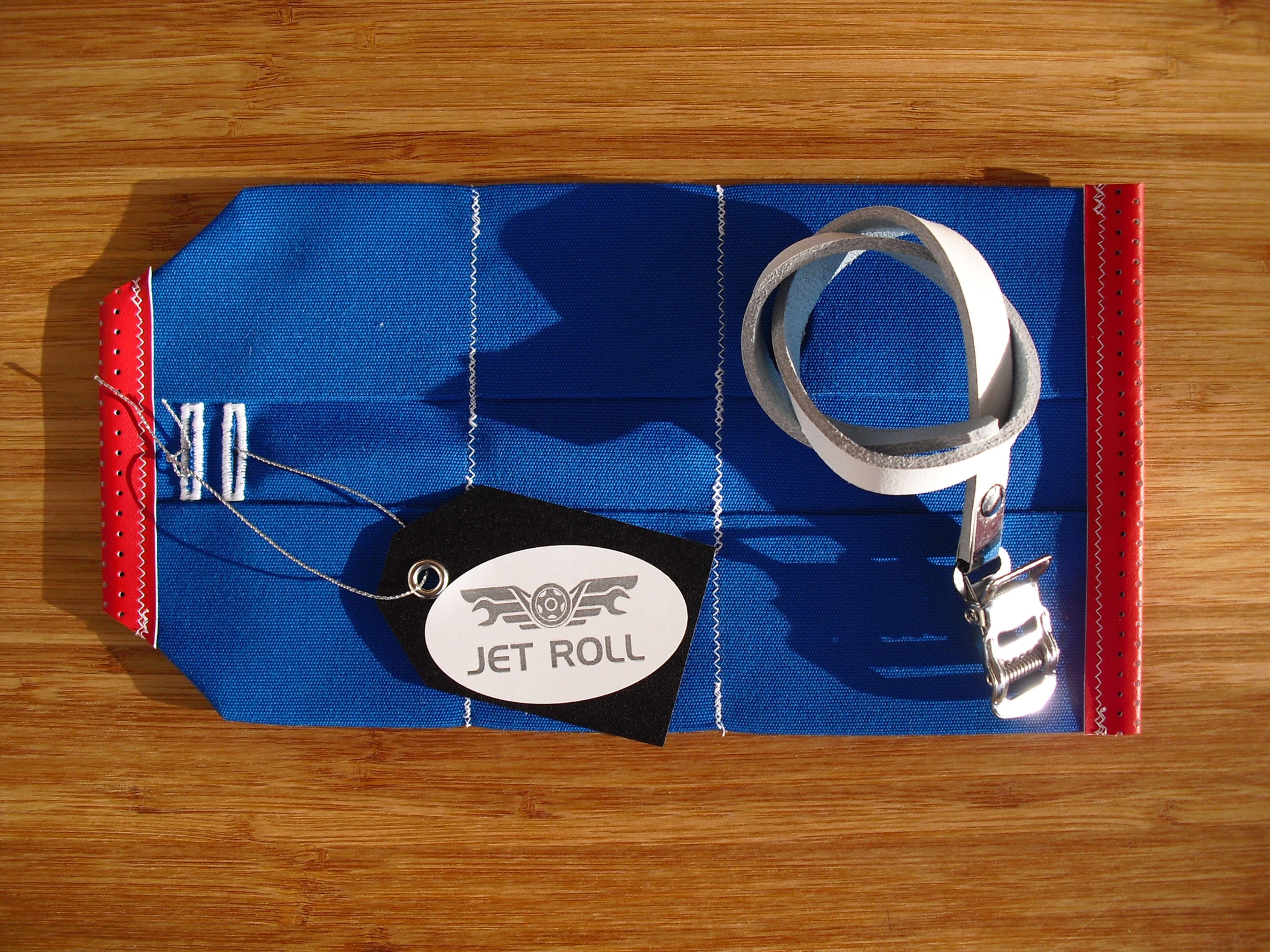 JET ROLL ( BLUE / RED / WHITE )