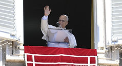 Ángelus del Papa: Que la Iglesia sea para todos un taller de humildad