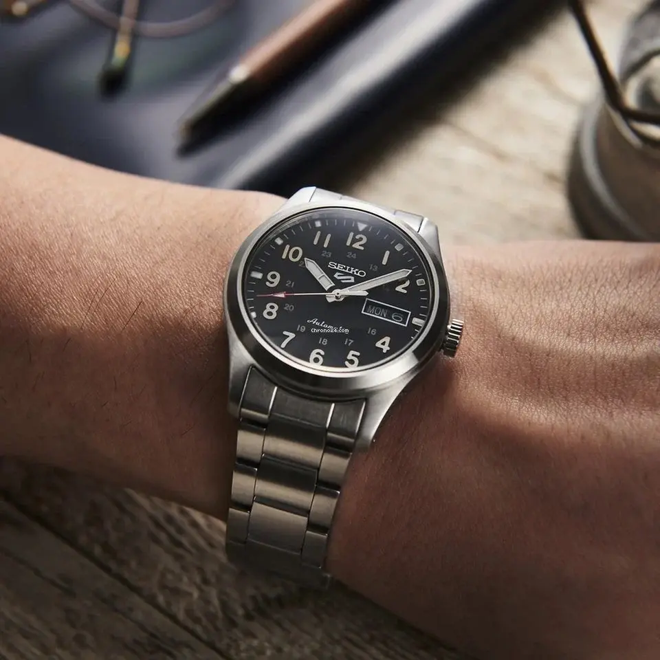 Miniaturbild: SEIKO 5 SRPJ81K1