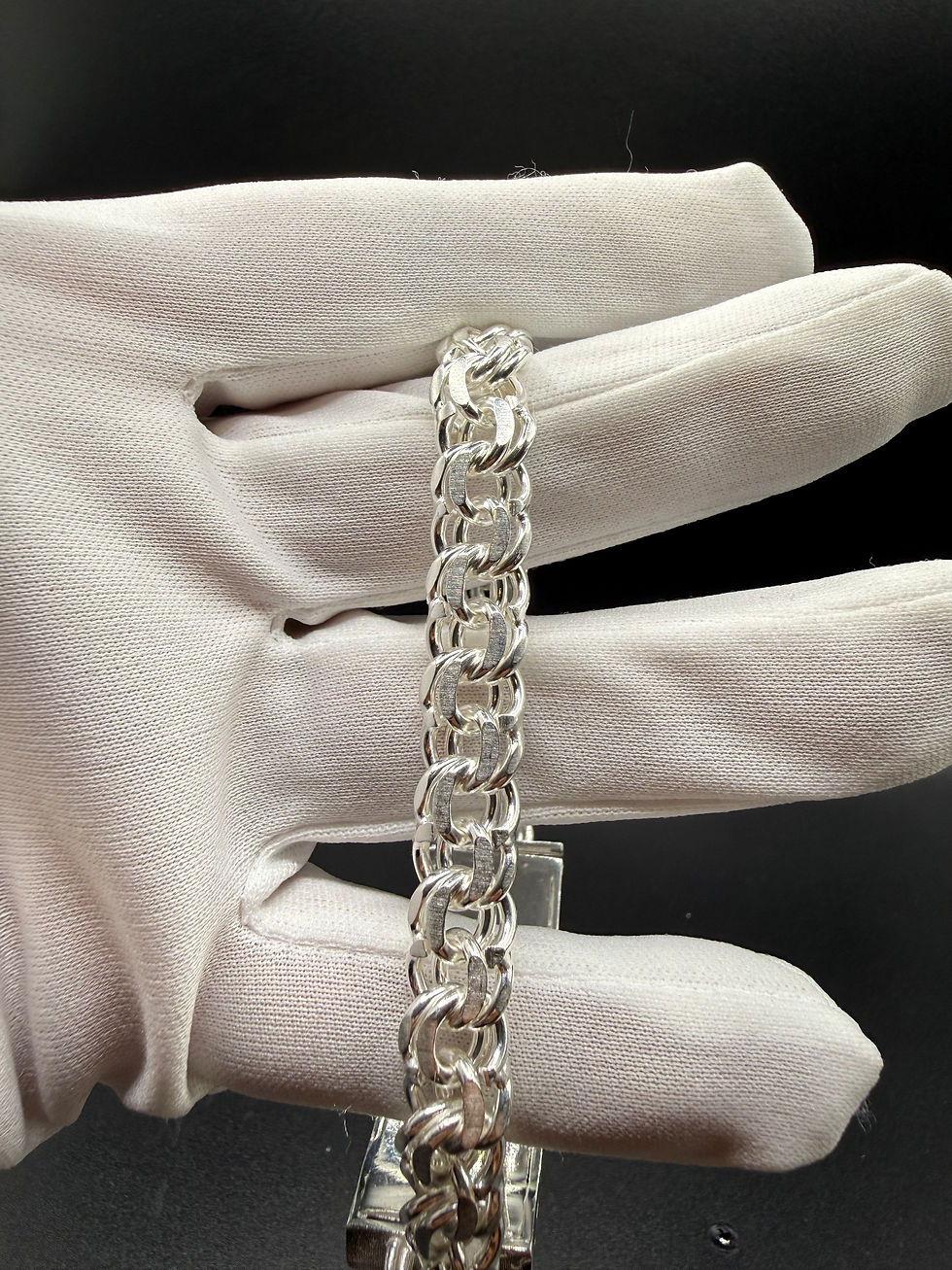 Thumbnail: San Judas Chino Link bracelet 8”