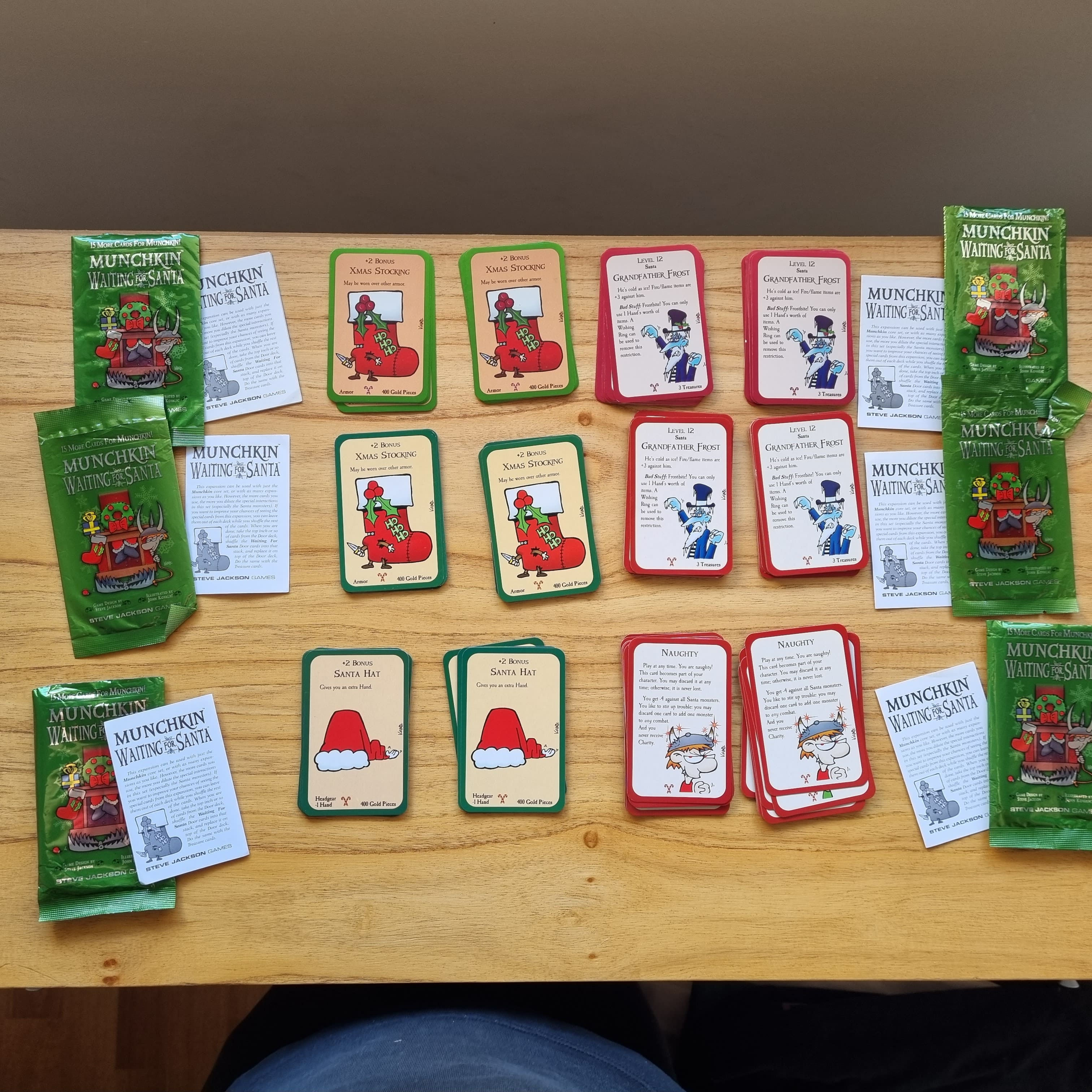 Munchkin Holiday Surprise