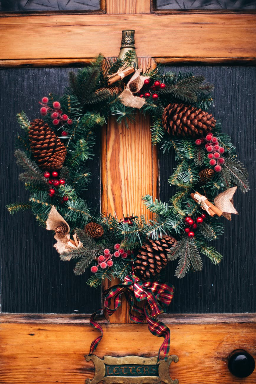 The circular shape of the Wreath signified eternal life, or the Circle of Life