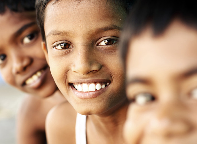 Meninos adolescentes Sorrindo