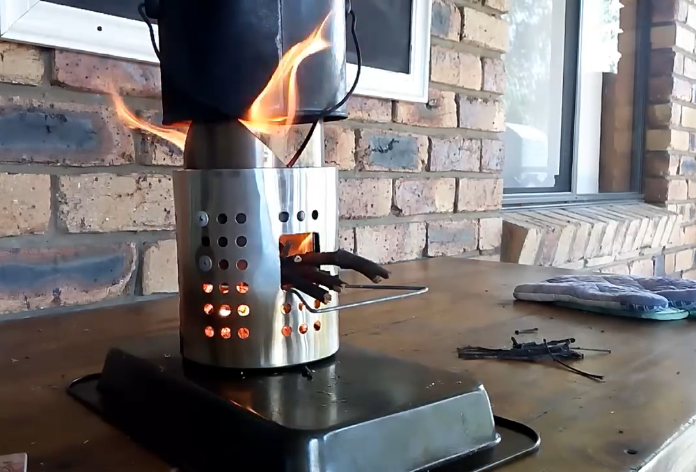 Wood Gasifier V a Rocket Stove