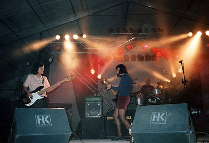 Hellocuca_1997.jpg