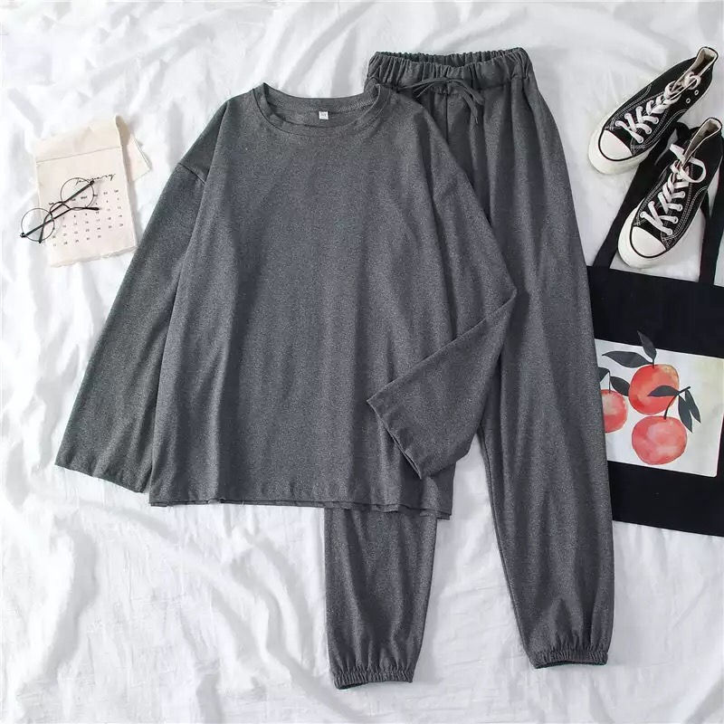 תמונה ממוזערת: Two Piece Female Set