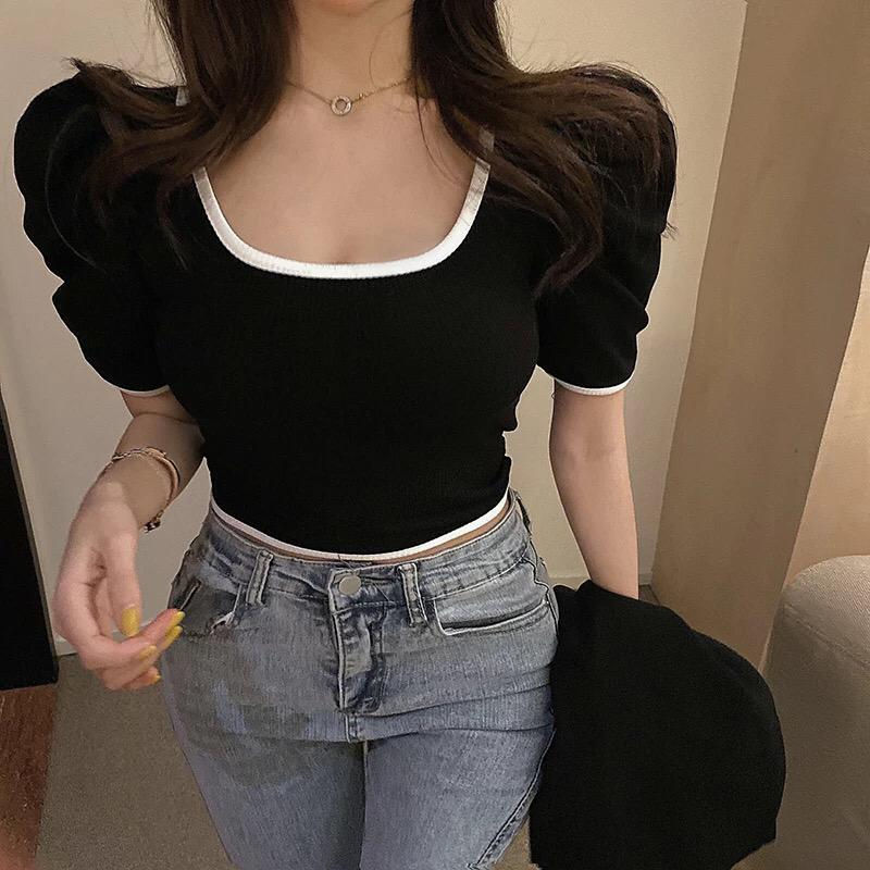 Thumbnail: U Square Collar Puff Sleeve Shirt