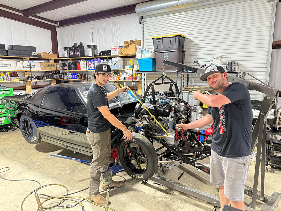 Street Outlaws Legends Hit the Track at Milan Dragway’s IHRA Promod Event