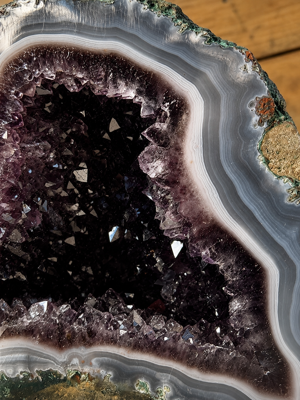 Miniature : Cathédrale d'Améthyste du Brésil – Agate & Agate Mousse - 1.9kg 