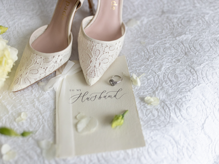 Bride's Magazine: The Complete Guide to Wedding Photography Prices - Wedding Packages or Specific Quotes