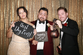 family portrait sessions photo booth