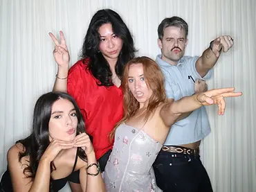 photo booth 30th birthday with friends party