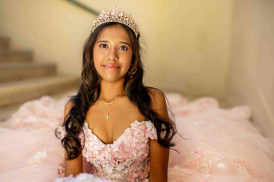 quinceanera at pasadena city hall light pink dress and crown