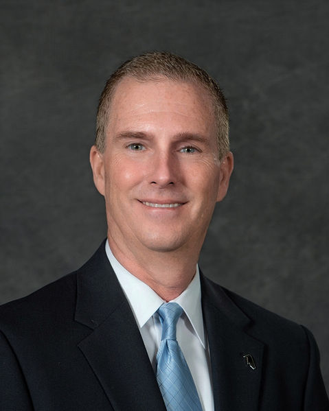 quad_cities_headshots (19).jpg