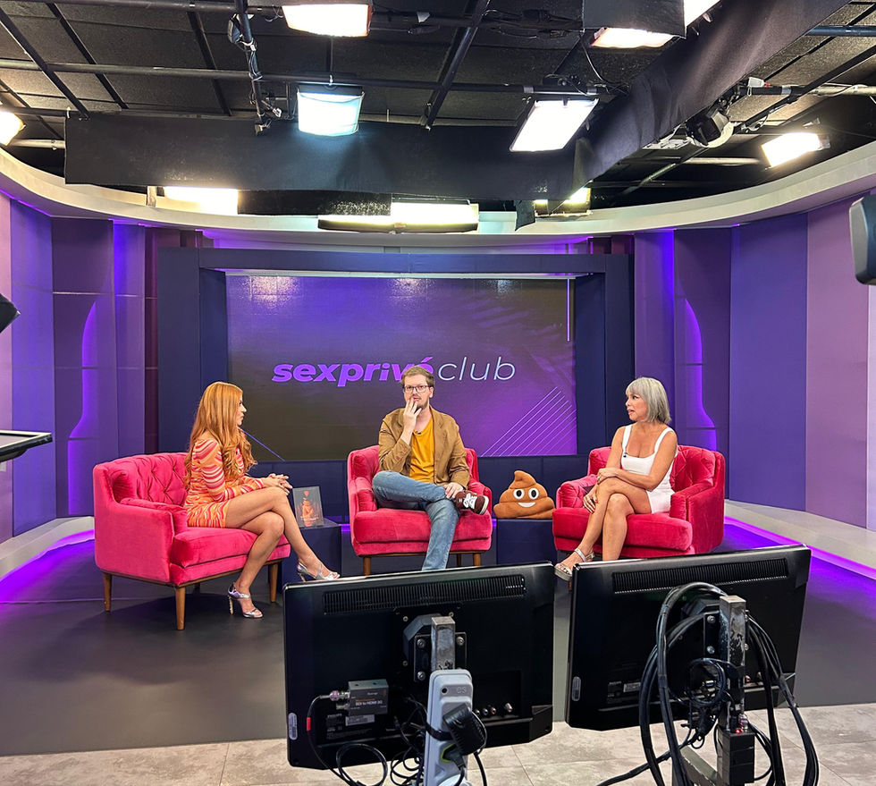 Gustavo Scat da entrevista em televisão falando sobre fetiche scat, BDSM e sexualidade.
