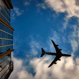 Турбулентность вокруг Azur Air: претензии Росавиации совпали с переговорами о продаже перевозчика