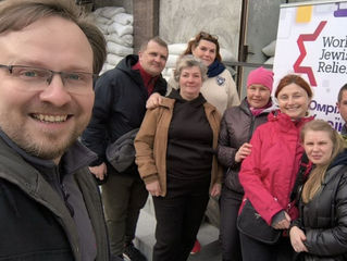 Допомога під обстрілами