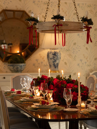 Custom tablescape by Carolyne Steiner of The Carolyne Collective in Nashville