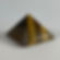 Pyramide aus Tigerauge