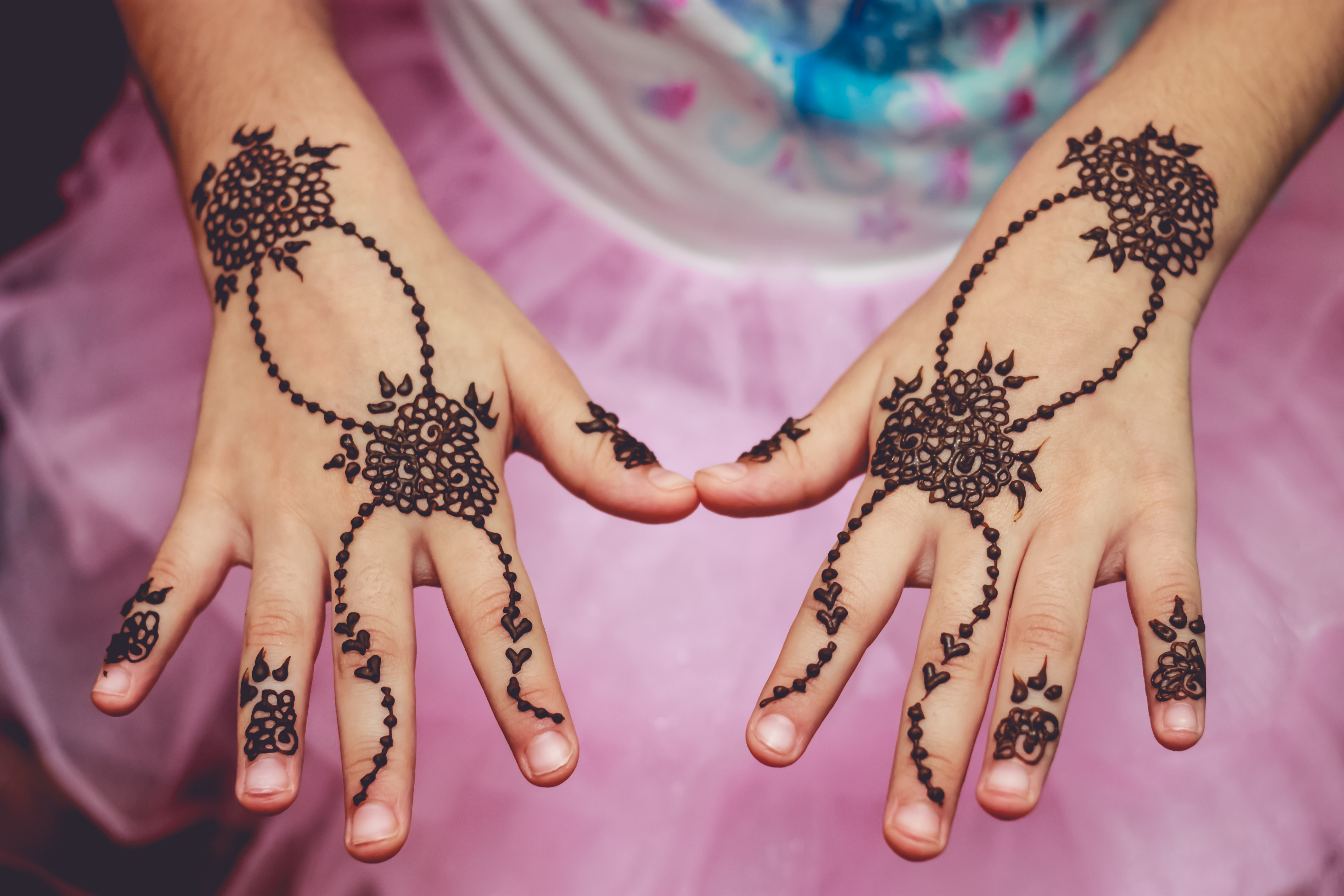 Home HENNA SPOT QATAR