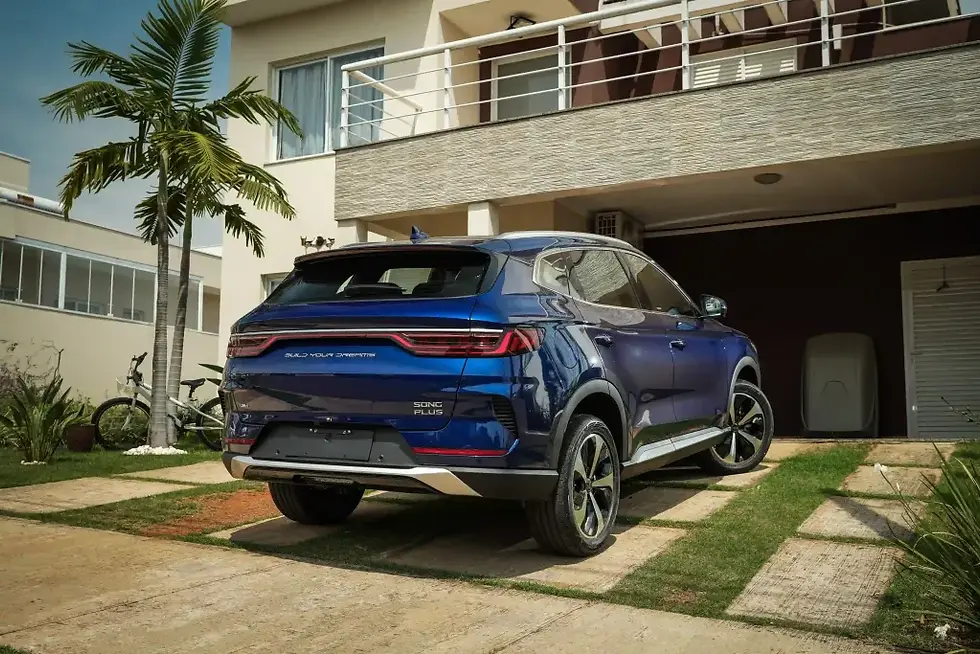 Tendências da mobilidade elétrica no Brasil até 2026 e a importância do estacionamento solar