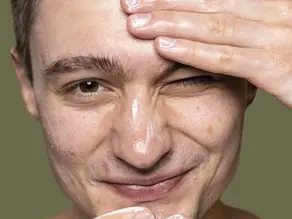 Does a Facial Make Oily Skin Worse? The Truth About Men's Oil Production