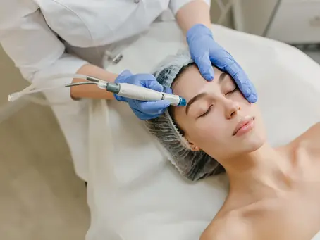 HydraFacial vs. Traditional Spa Facials