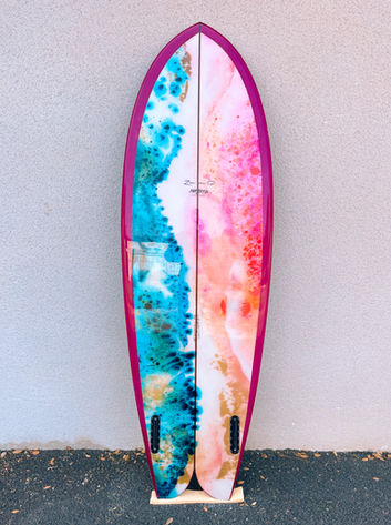 Surfista Surfboards Hossegor custom pink surfboard art Zee van G