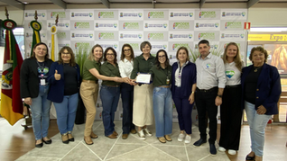 Projeto “De olho no material escolar” recebe homenagens na Expodireto Cotrijal 2026