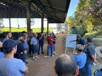 Cotrijal reúne produtores de leite em Dia de Campo