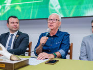 Jânio Stefanello recebe o Troféu "Semente de Ouro" na Expodireto Cotrijal 2025