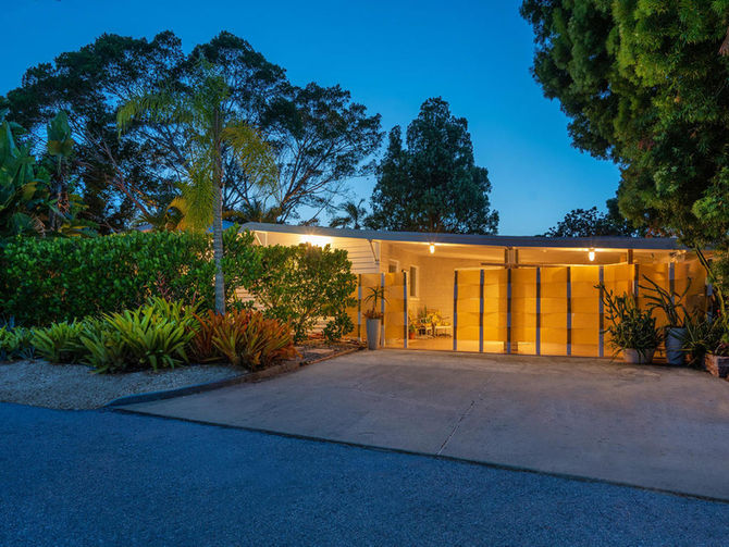SOLD: Mid-Century Waterfront Fully Furnished with Vintage Items, Beach Access