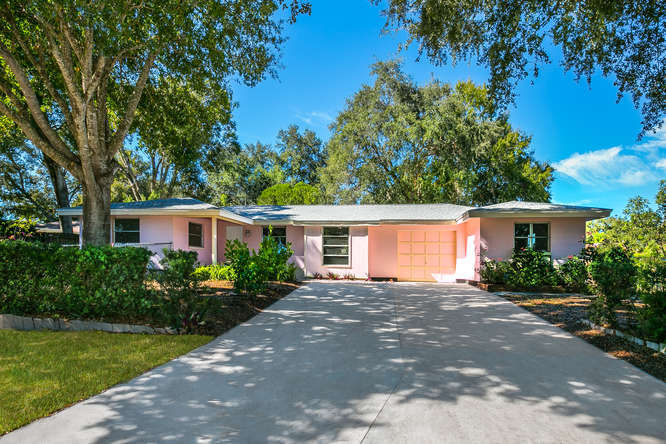 Mid-Century Artists' Home & Art Studio in South Gate Sarasota Florida