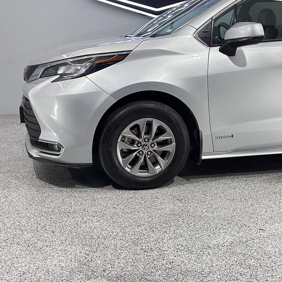 Thumbnail: TOYOTA SIENNA XLE 2021 #4