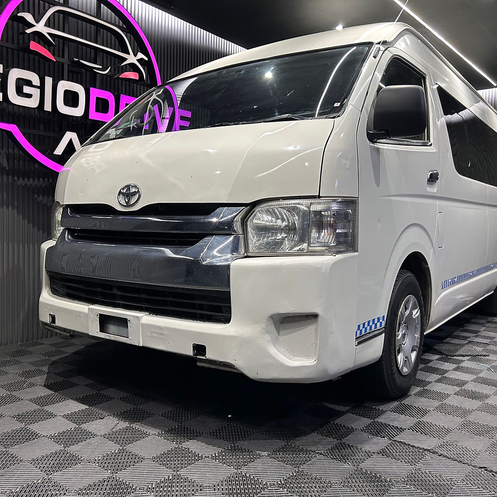Miniatura: TOYOTA HIACE GL 2018 #5