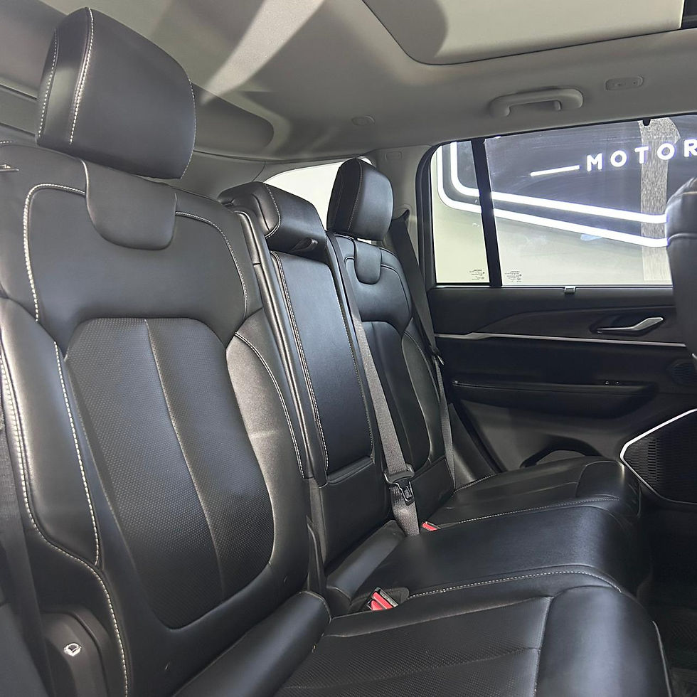 Thumbnail: JEEP GRAND CHEROKEE LIMITED 2024 #4