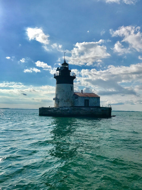Detroit Lighthouse Photo.jpg