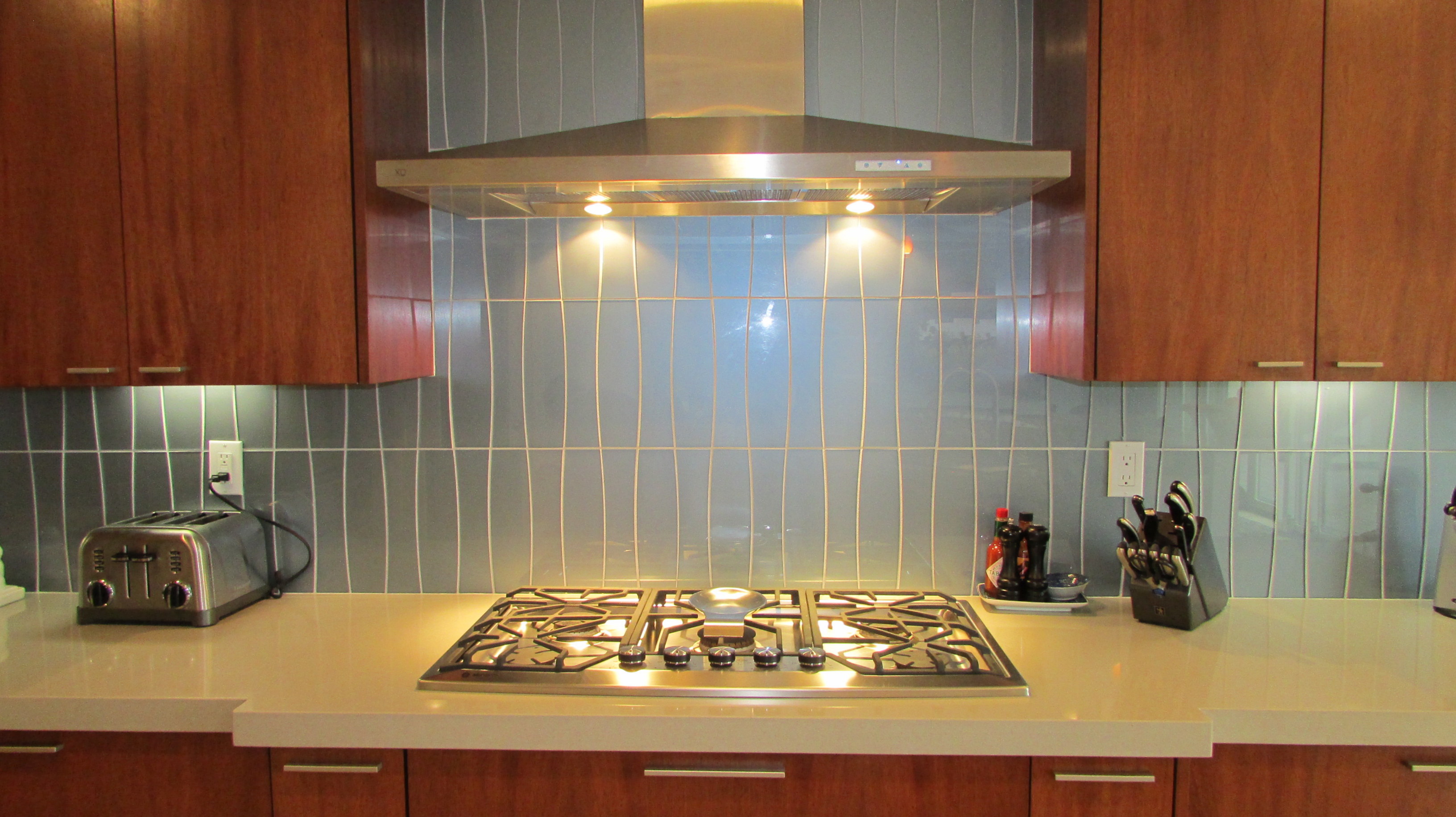 Ebb & Flow Silver Glass Backsplash