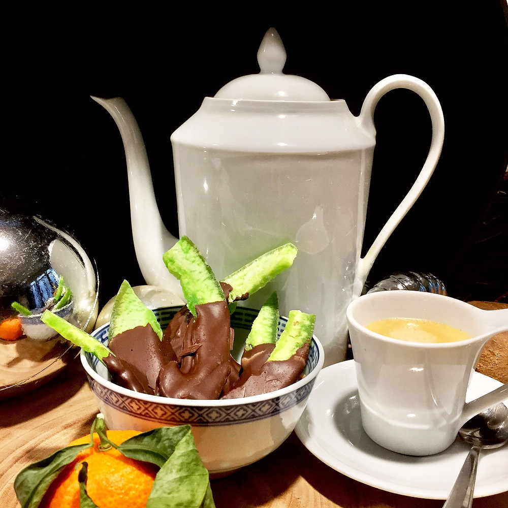 Recette vietnamienne - Languettes de pamplemousse confites au chocolat vietnamien