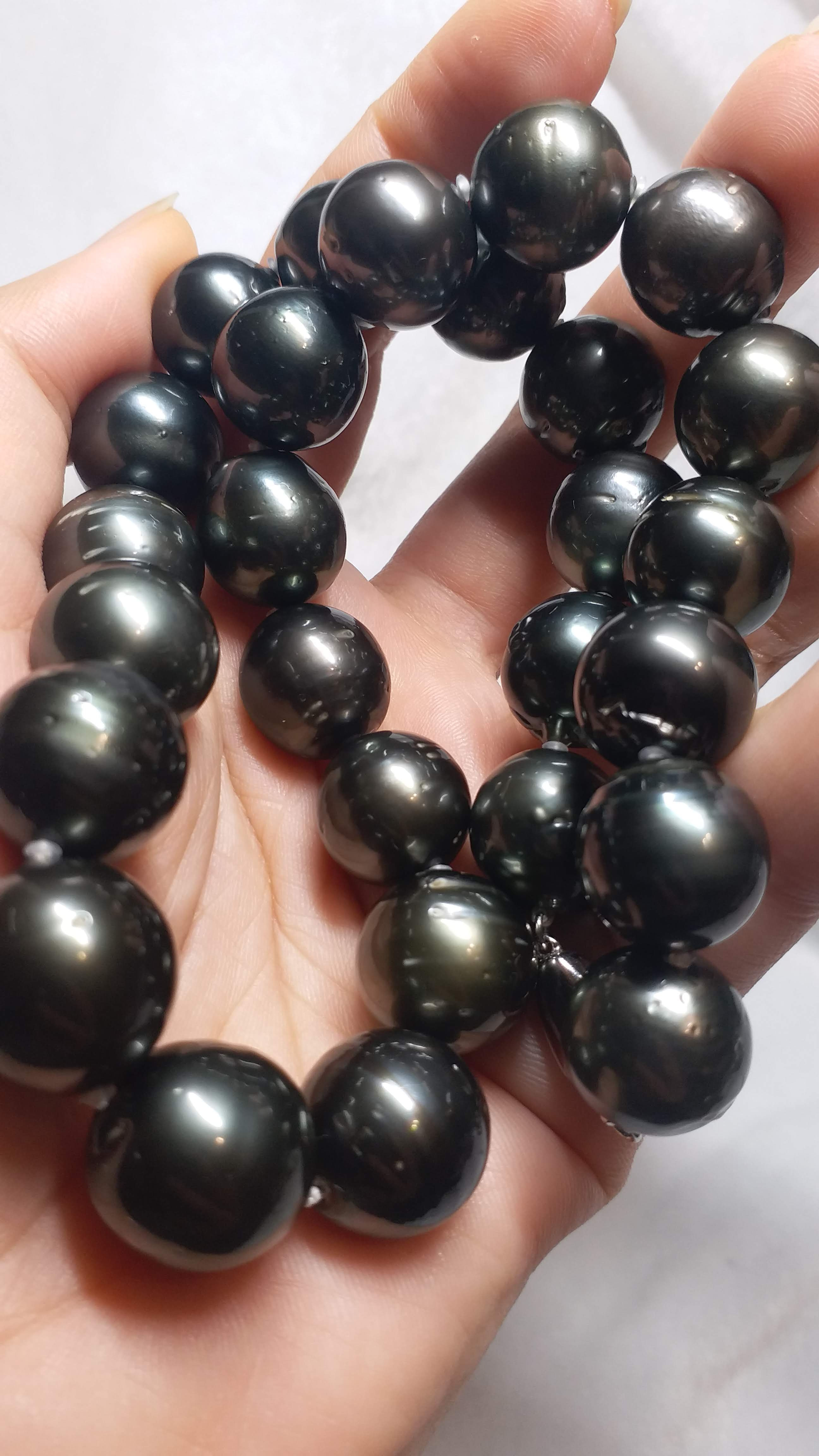 Giant Round Pearl 13-15mm Very Dark Charcoal Grey Tahitian Pearl-T220
