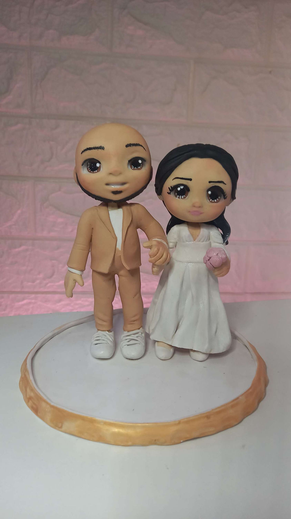 Miniatura: noivinhos de biscuit