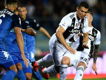 بالفيديو : يوفنتوس يحقق فوزاً ثميناً على كالياري