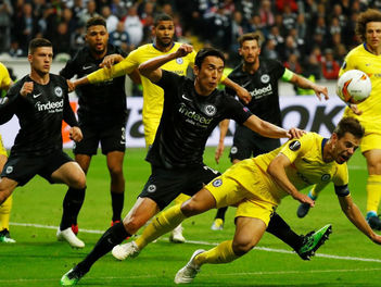 بالفيديو : تشيلسي يفوز على اينتراخت فرانكفورت ويتأهل لنهائى الدوري الاوروبي ليضرب موعد مع ارسنال