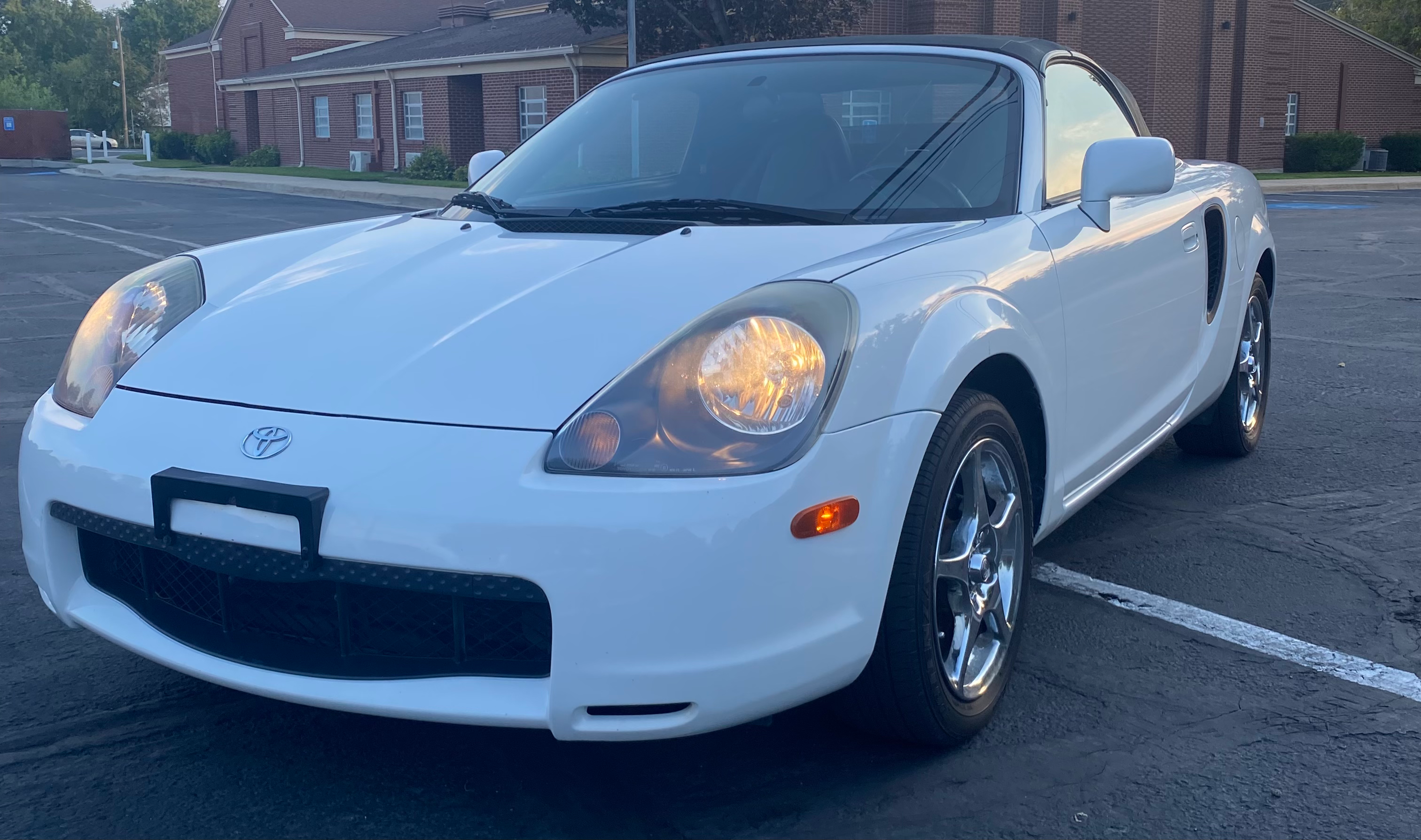 2002 Toyota MR2 Spyder Base
