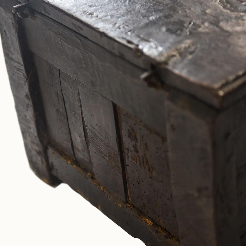 Miniatura: Coffre Haute Epoque